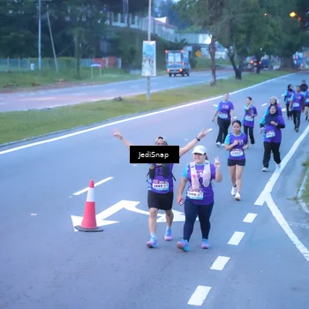 Runner Photo 8258766
