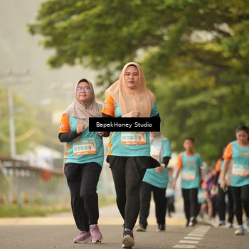 Runner Photo 8258771