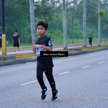 Runner Photo 8258789