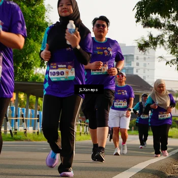 Runner Photo 8258812