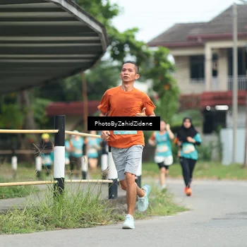Runner Photo 8258820