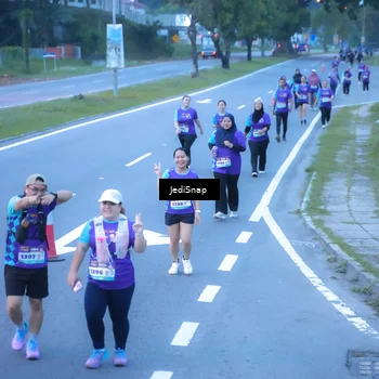 Runner Photo 8258836