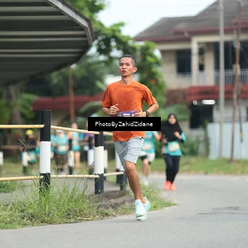 Runner Photo 8258861