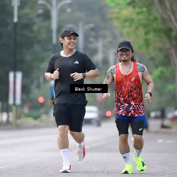 Runner Photo 8258900