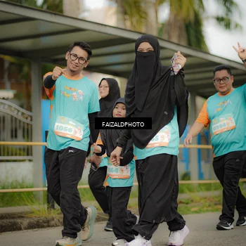 Runner Photo 8258902