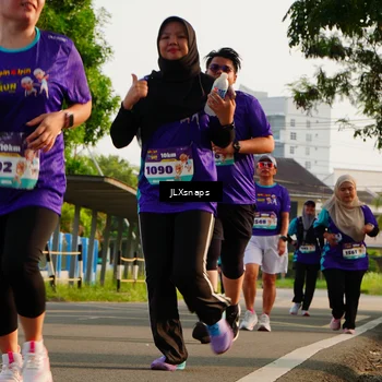 Runner Photo 8258904