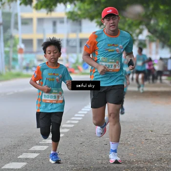 Runner Photo 8258907