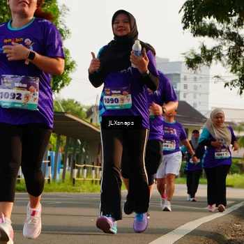 Runner Photo 8258942