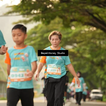 Runner Photo 8258944