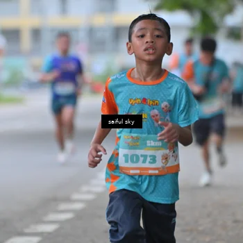 Runner Photo 8259004