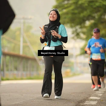 Runner Photo 8259023