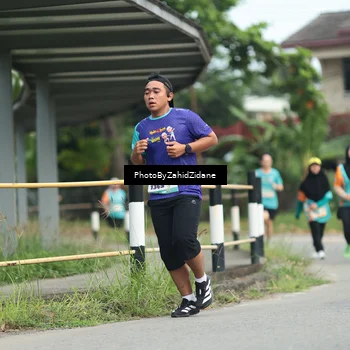 Runner Photo 8259029