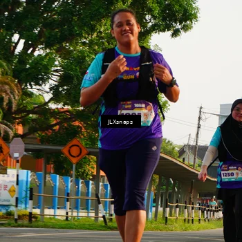 Runner Photo 8259035