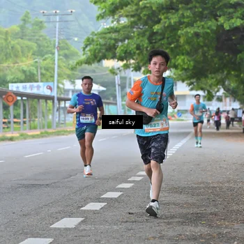 Runner Photo 8259052