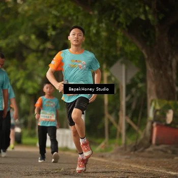 Runner Photo 8259056