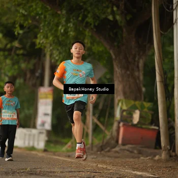 Runner Photo 8259069