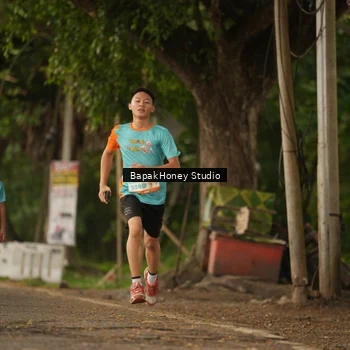 Runner Photo 8259084