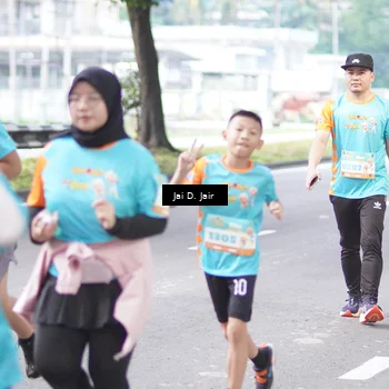 Runner Photo 8259136
