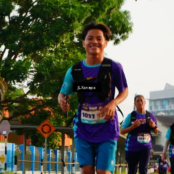 Runner Photo 8259140