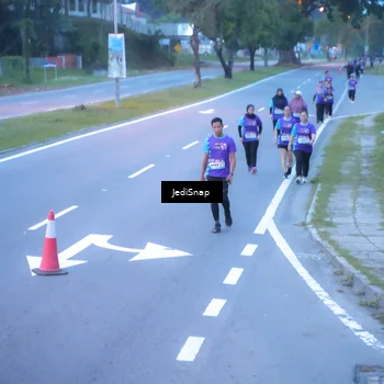 Runner Photo 8259143