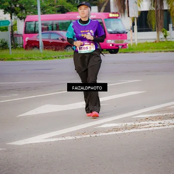 Runner Photo 8259151