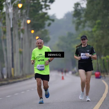 Runner Photo 8259223