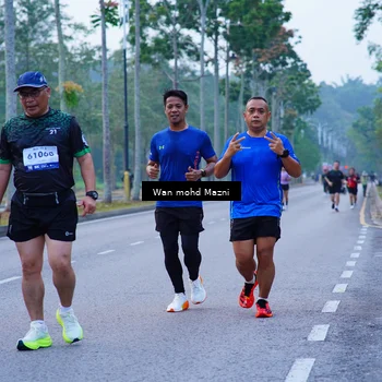 Runner Photo 8259272