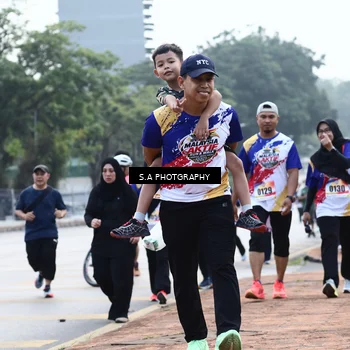 Runner Photo 8259303