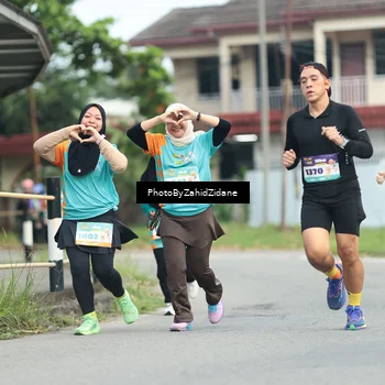 Runner Photo 8259350