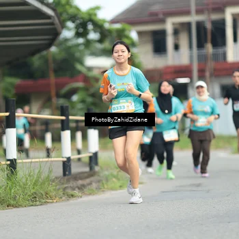 Runner Photo 8259386