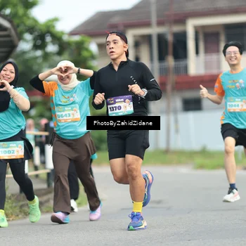 Runner Photo 8259436