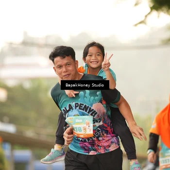 Runner Photo 8259444