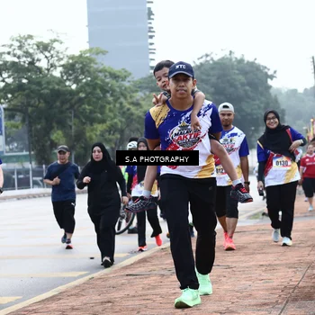 Runner Photo 8259467