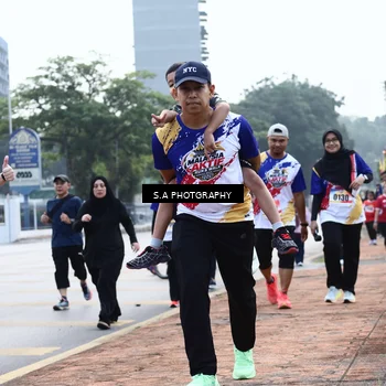 Runner Photo 8259580