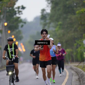 Runner Photo 8259581