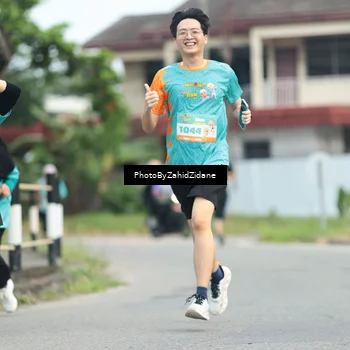 Runner Photo 8259591