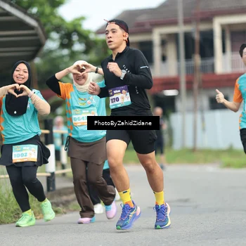 Runner Photo 8259632