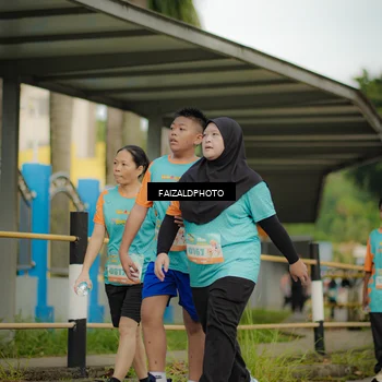 Runner Photo 8259675