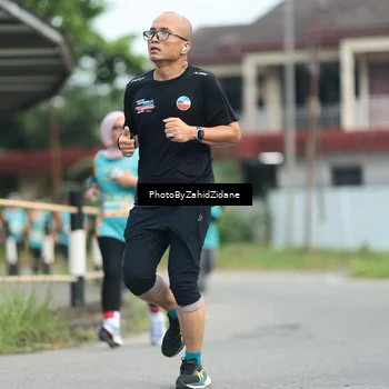 Runner Photo 8259712