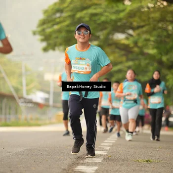 Runner Photo 8259743
