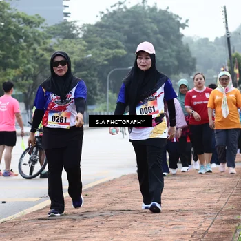 Runner Photo 8259771
