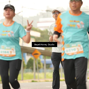Runner Photo 8259772