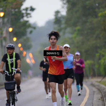 Runner Photo 8259816