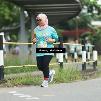 Runner Photo 8259835