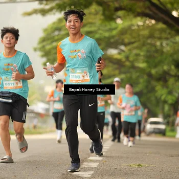 Runner Photo 8259845