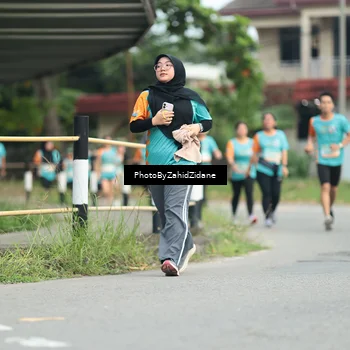 Runner Photo 8259852