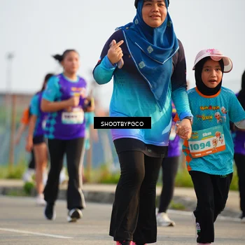 Runner Photo 8260000
