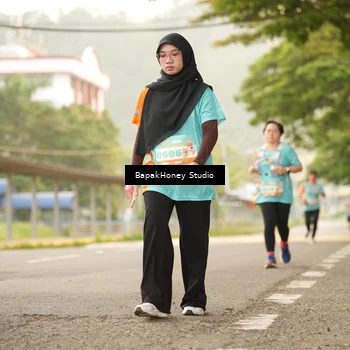 Runner Photo 8260034