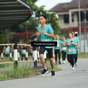 Runner Photo 8260044