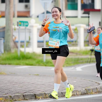 Runner Photo 8260049